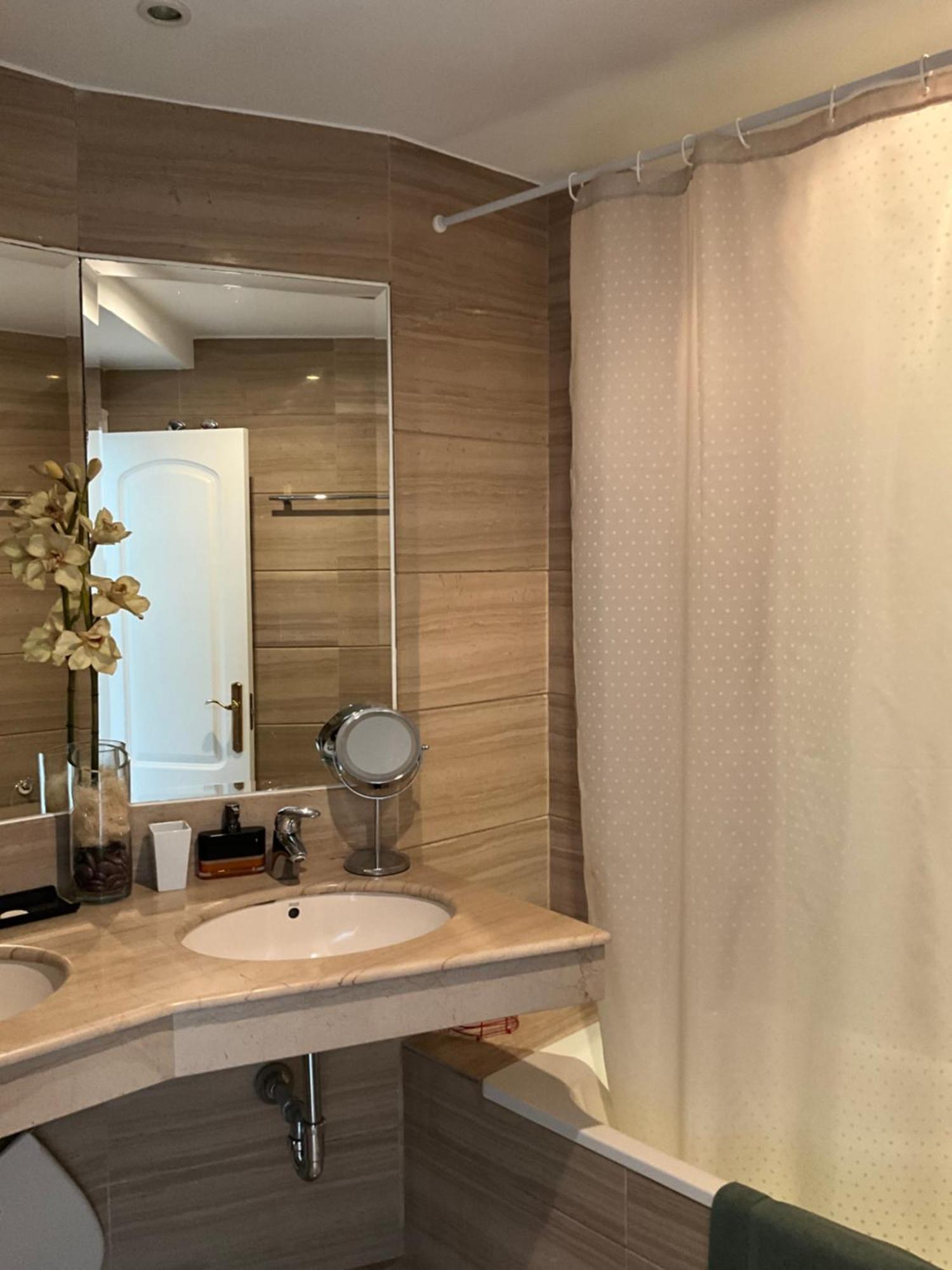 First Line Sea Apartment By Oliva Estepona Exterior foto